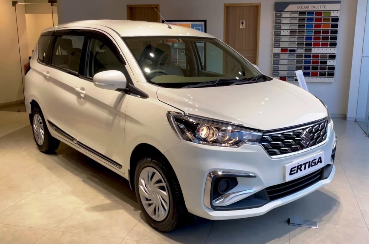Ertiga photo 1
